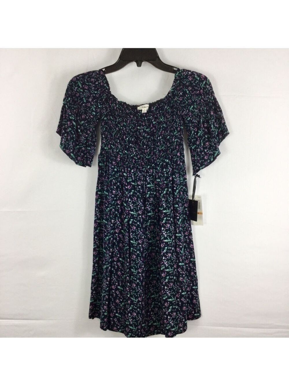 𝅺takara Floral Smocked Dress Size S NWT